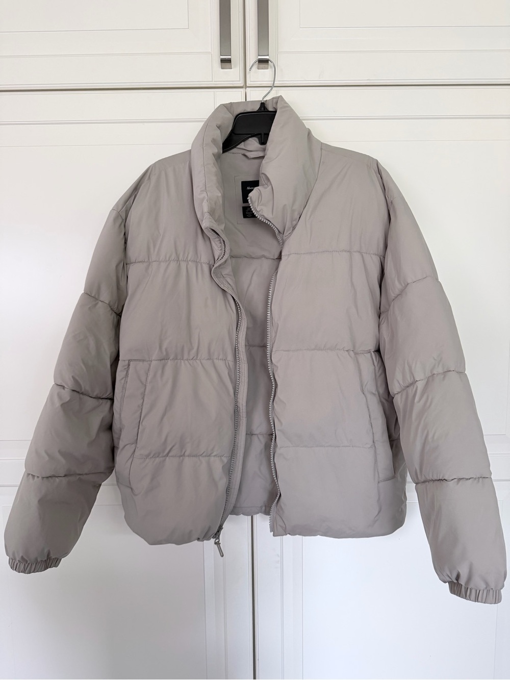 Abercrombie and Fitch puffer jacket in Medium
